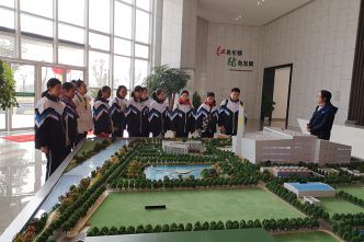 20200121建功中學(xué)學(xué)生遠(yuǎn)航小隊(duì)來公司社會實(shí)踐