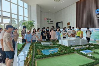 20220705文理學(xué)院化工學(xué)院學(xué)生來司參觀